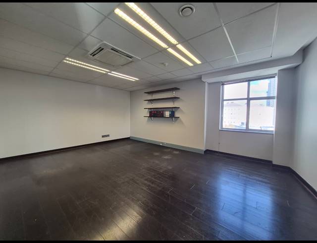 988M² OFFICE TO LET IN SANDTON CENTRAL
